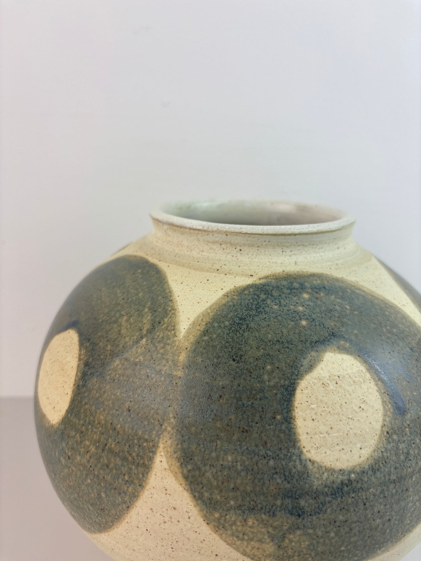 Circle Vessel