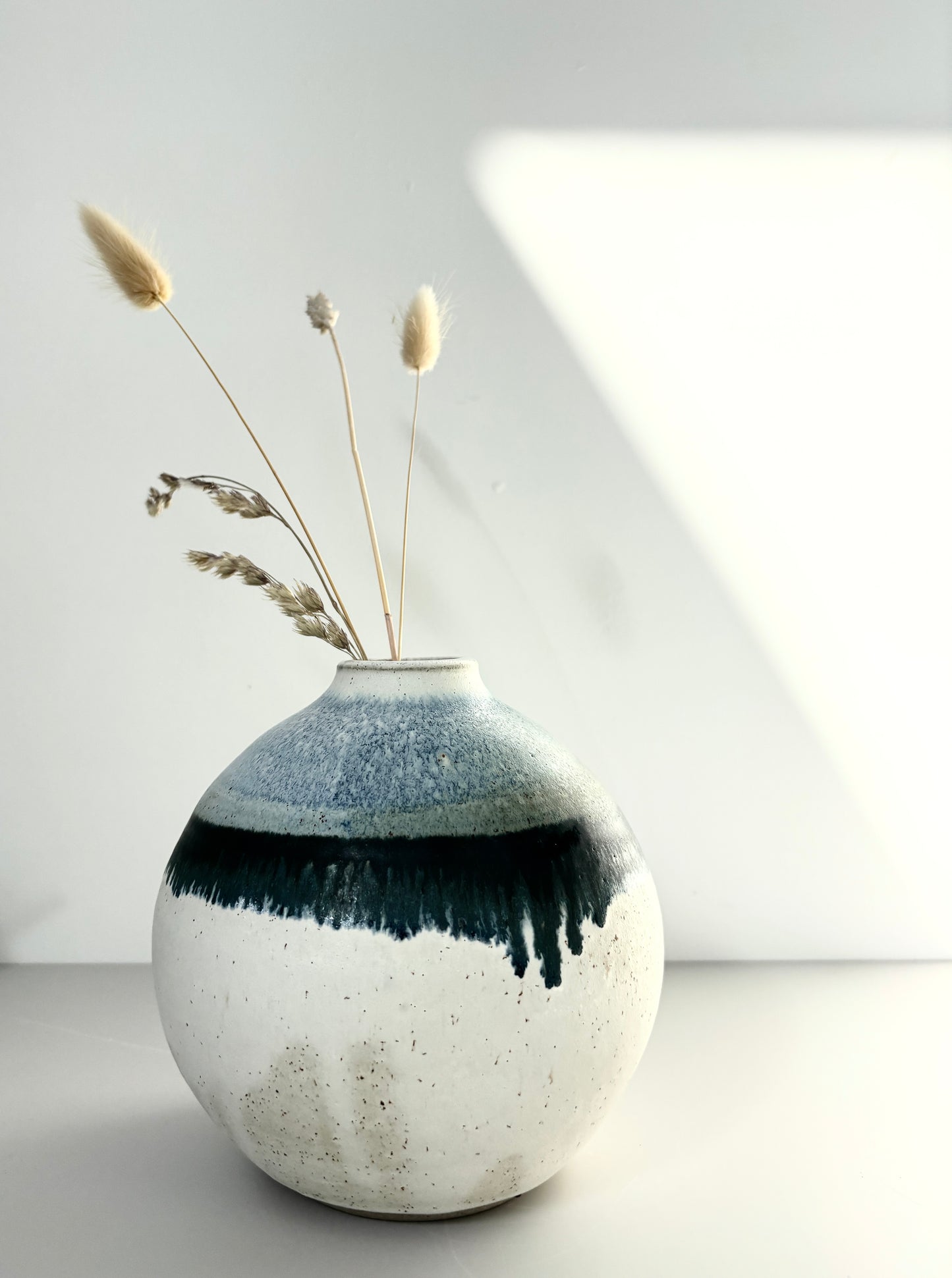 Seascape vessel