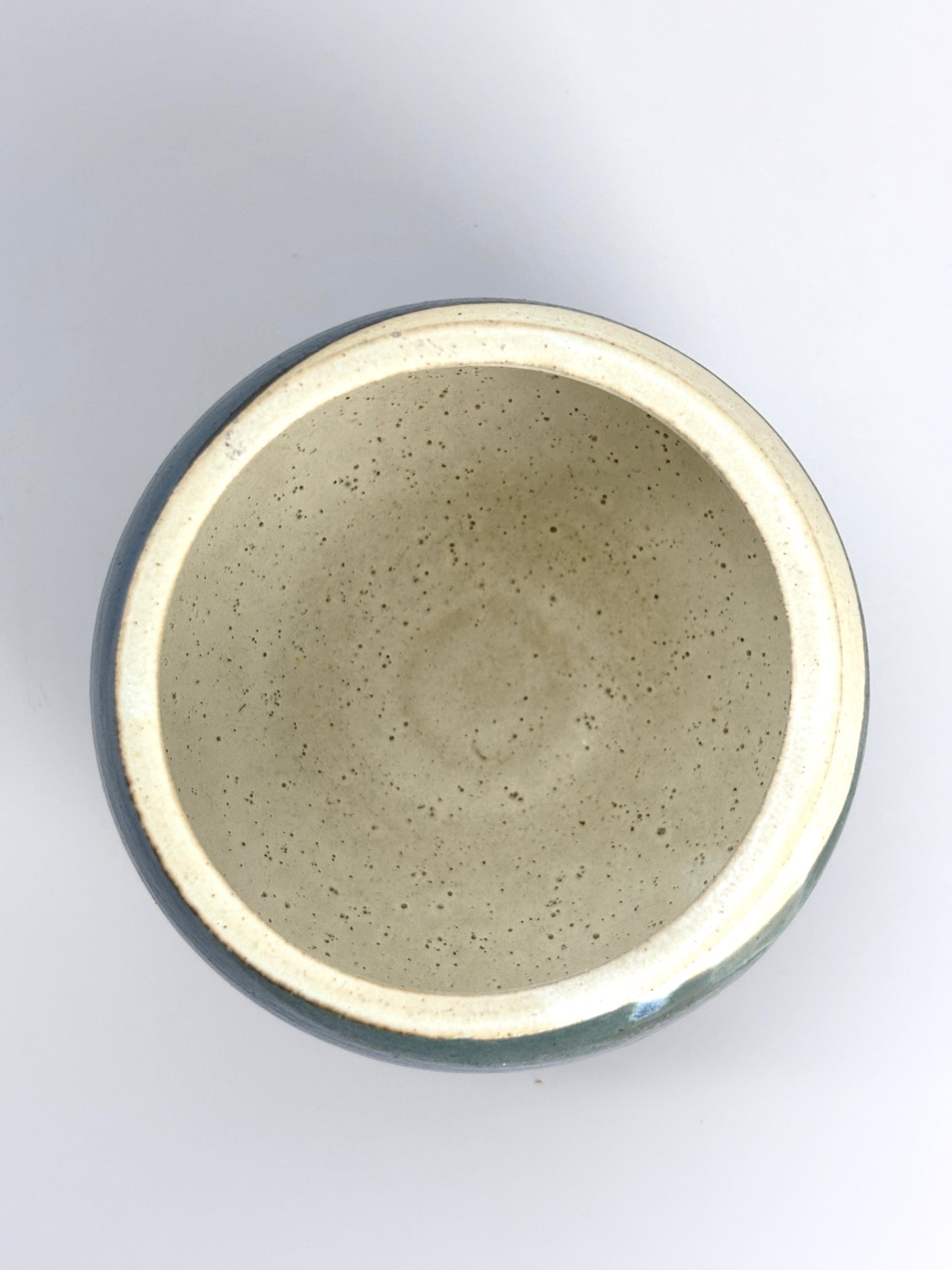 Small pot in “Bay Collection” colours