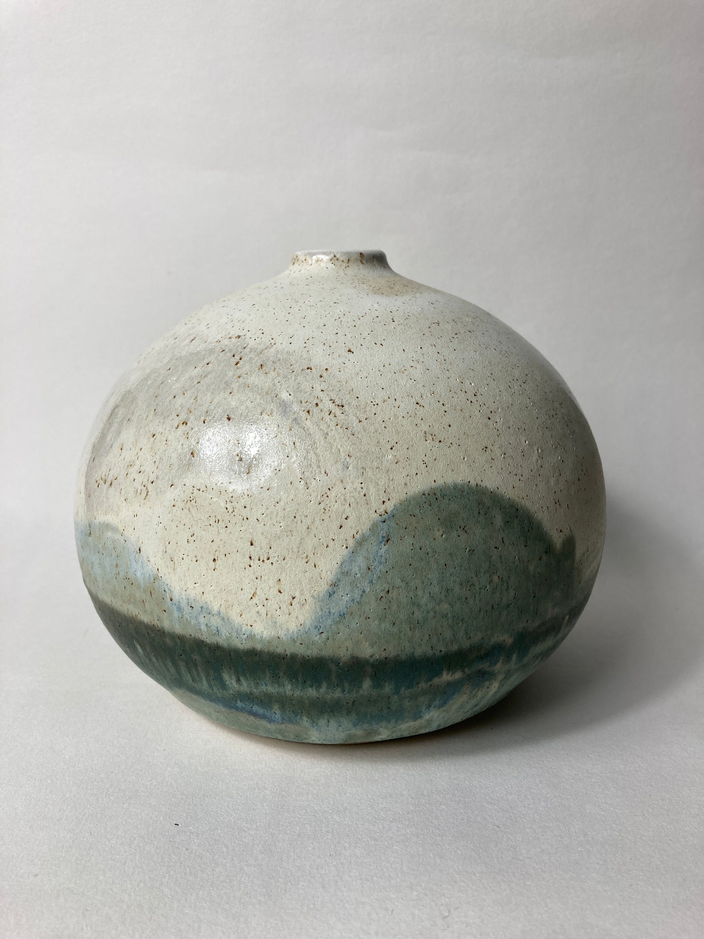 Seascape Vessel