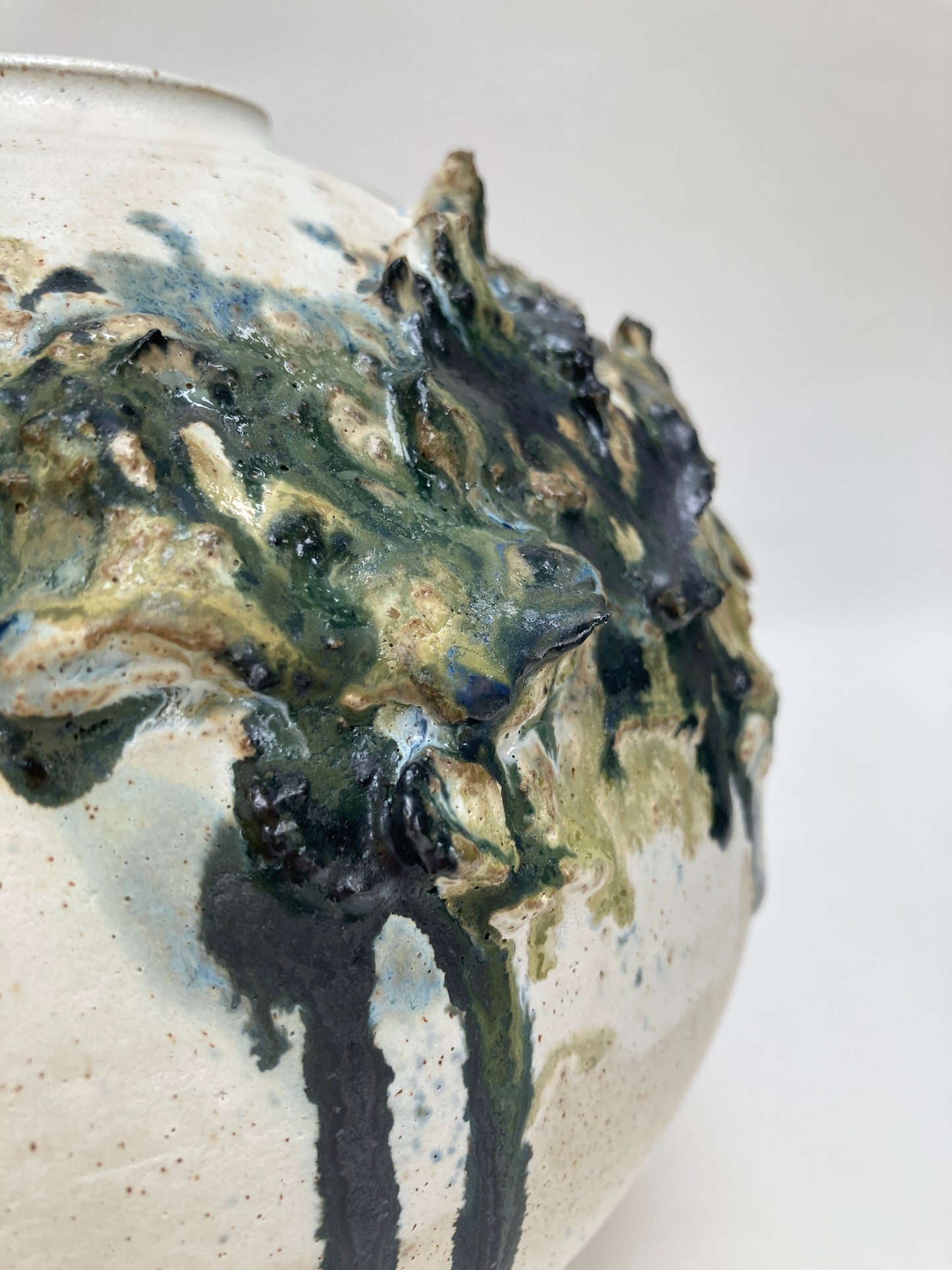 Vessel (NOT SUITABLE FOR POSTAGE. PLEASE CONTACT FOR COLLECTION OPTIONS PRIOR TO PURCHASE).