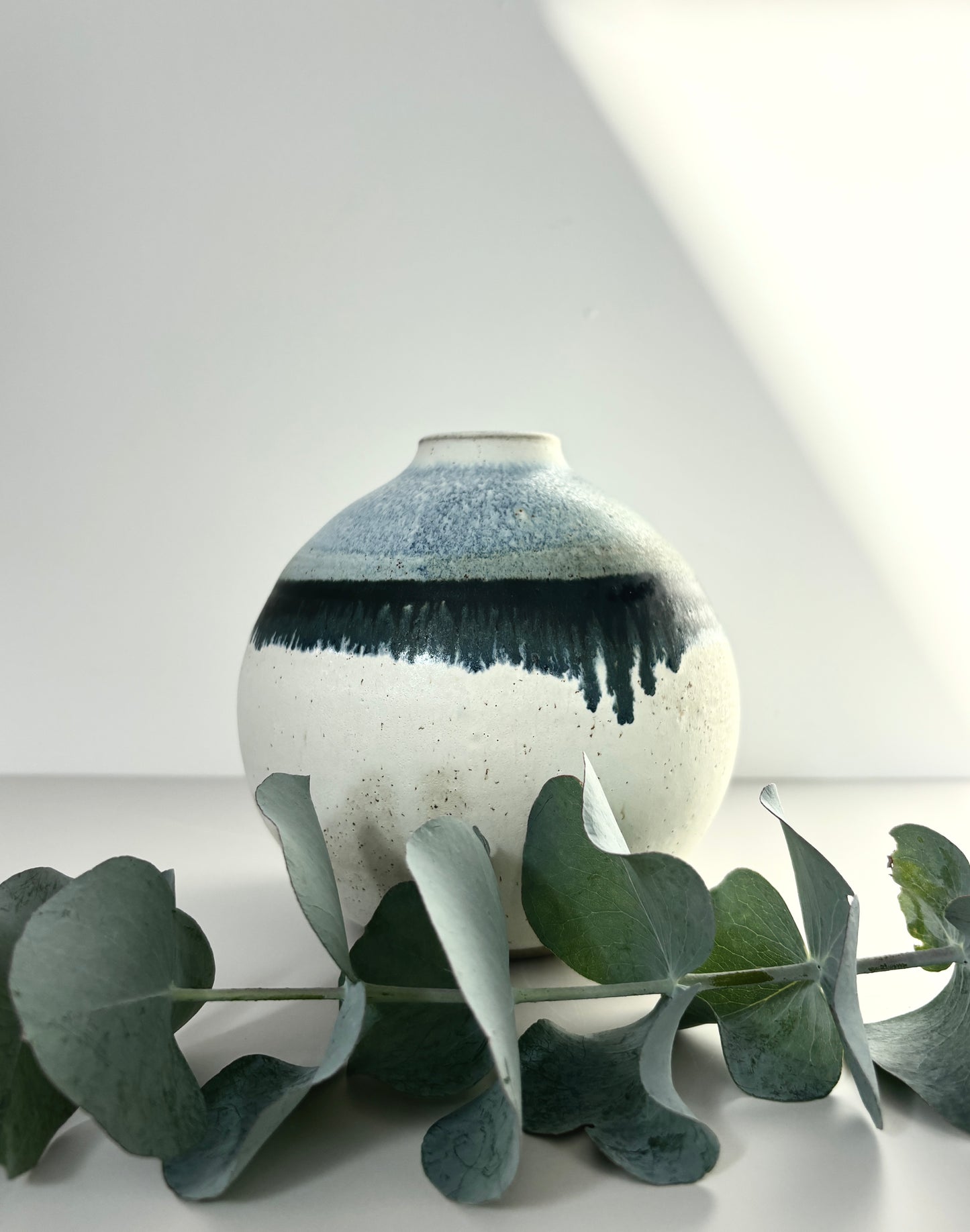 Seascape vessel