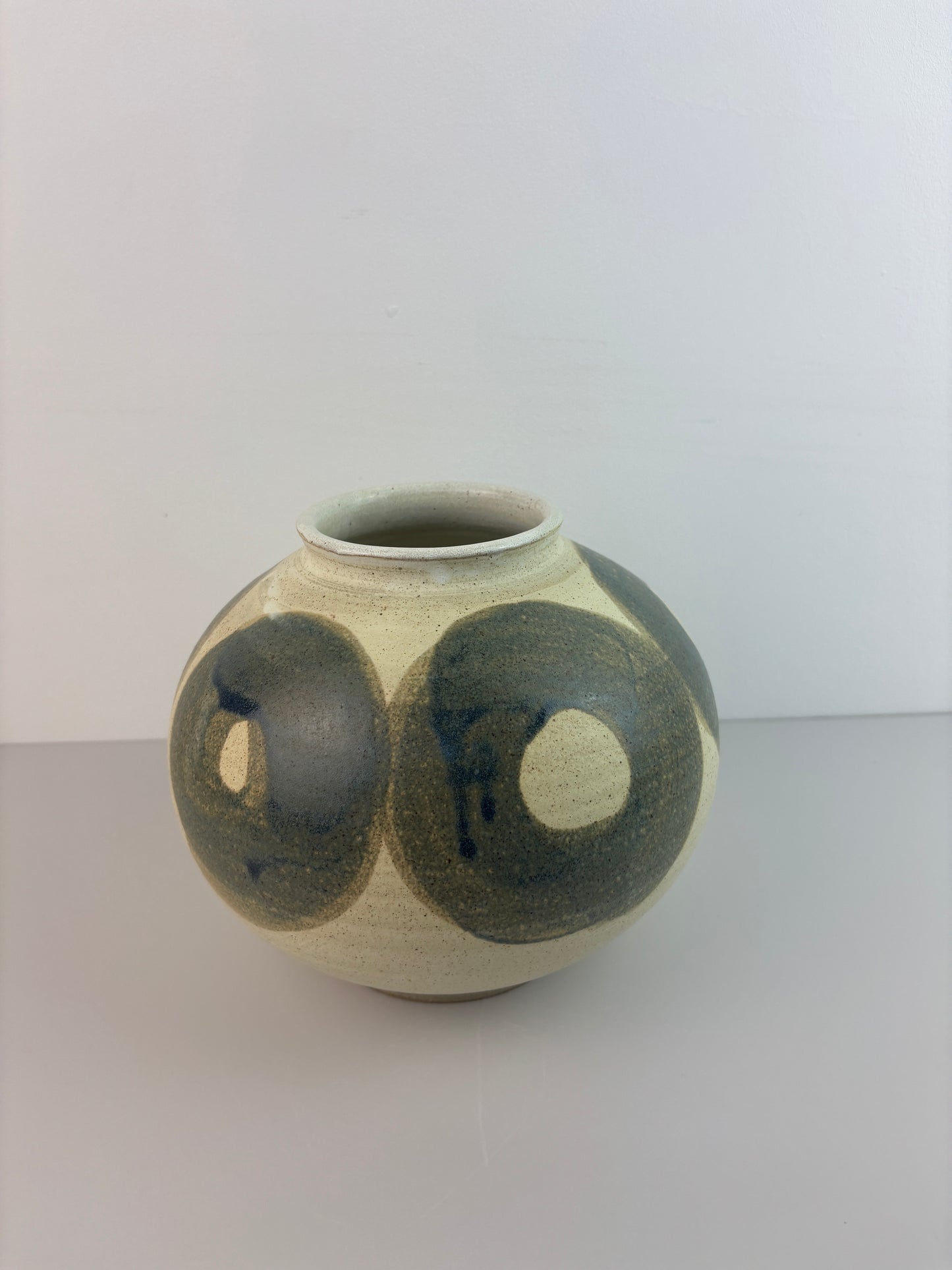 Circle Vessel